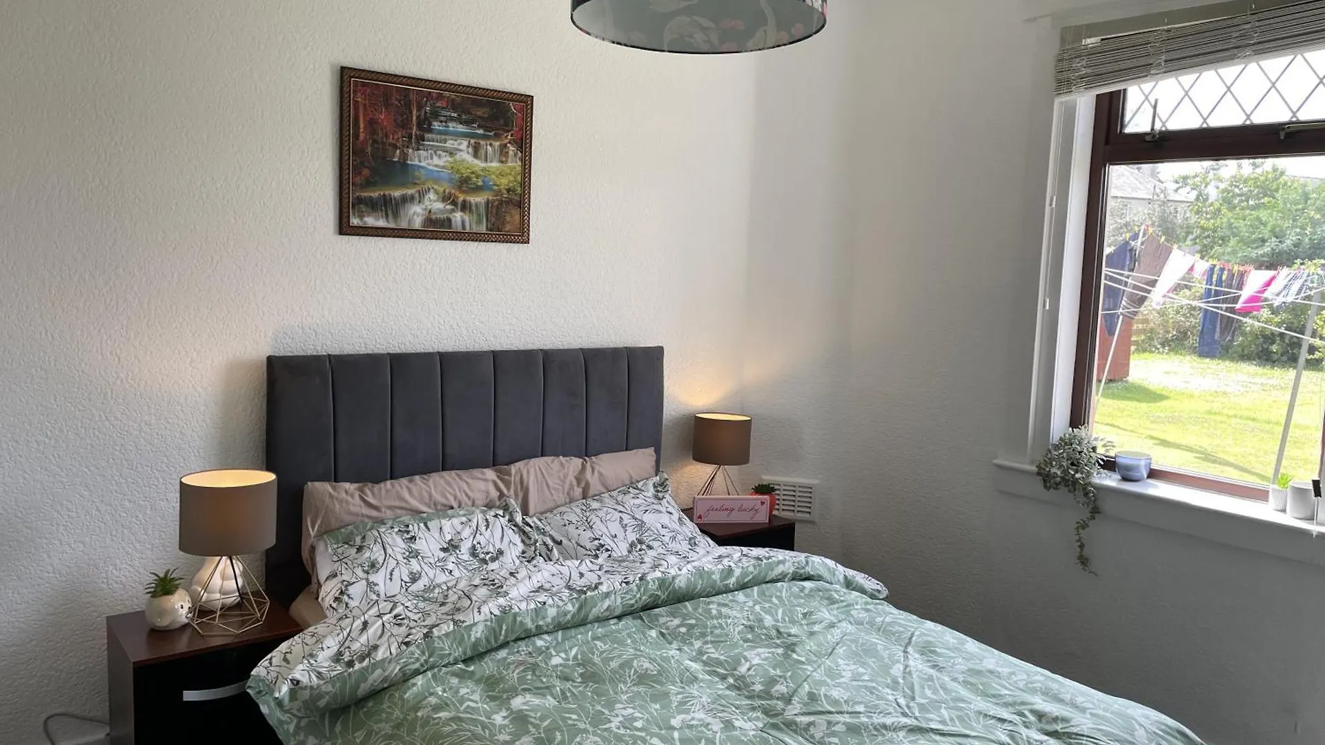 Bright & Cozy Home In Edinburgh,Murrayfield Stadium,Airport And Near To City Center With Free On Street Parking 아파트 에든버러